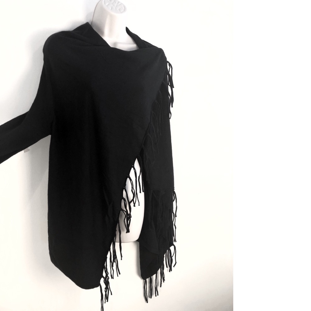 🔷BOGO🔷 🆕 The Limited BLACK fringe cardigan - Picture 3 of 8